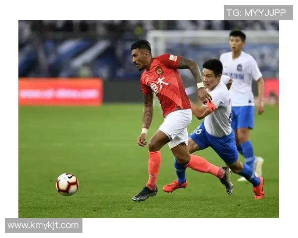广州足球队灵活性引发热议球迷与专家各执己见探讨争议背后原因 广州足球队灵活性引发热议球迷与专家各执己见探讨争议背后原因