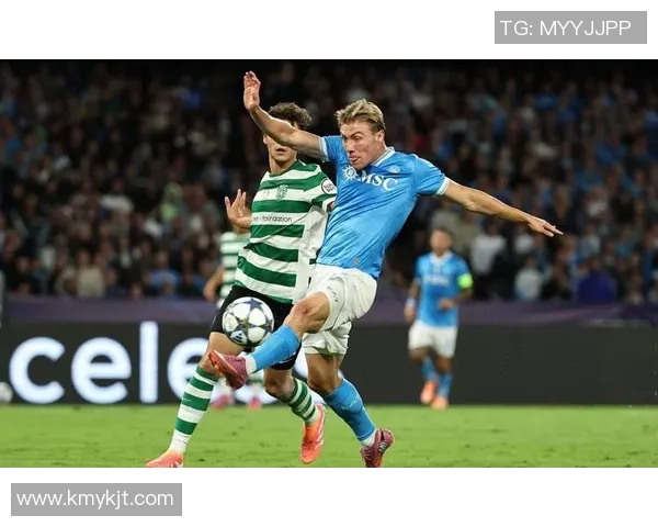 德国退役足球明星展现头球绝技的精彩瞬间与背后故事