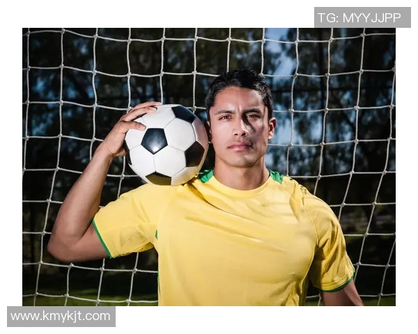 足球明星颜值大揭秘他们的魅力与球场表现如何相辅相成 足球明星颜值大揭秘他们的魅力与球场表现如何相辅相成